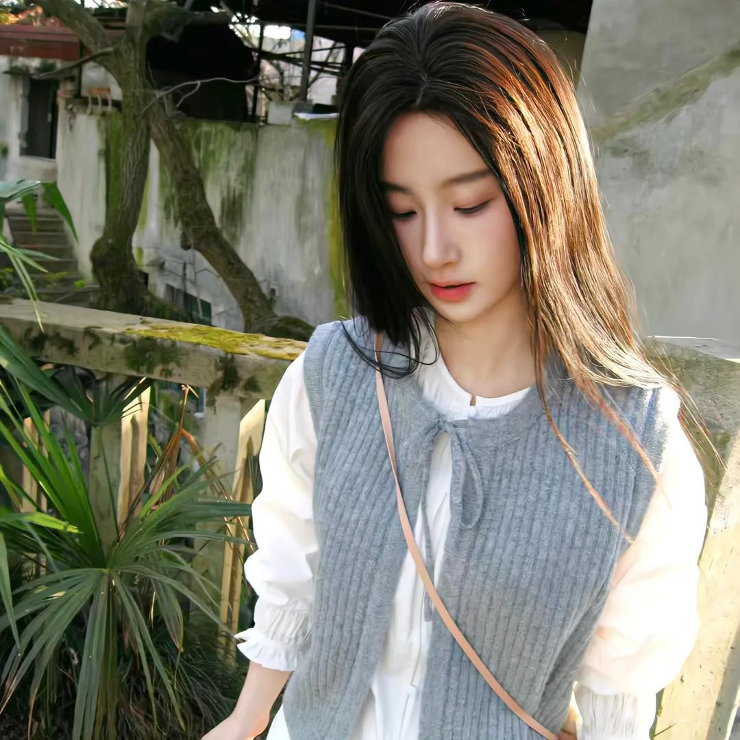 行走的鸡毛掸子